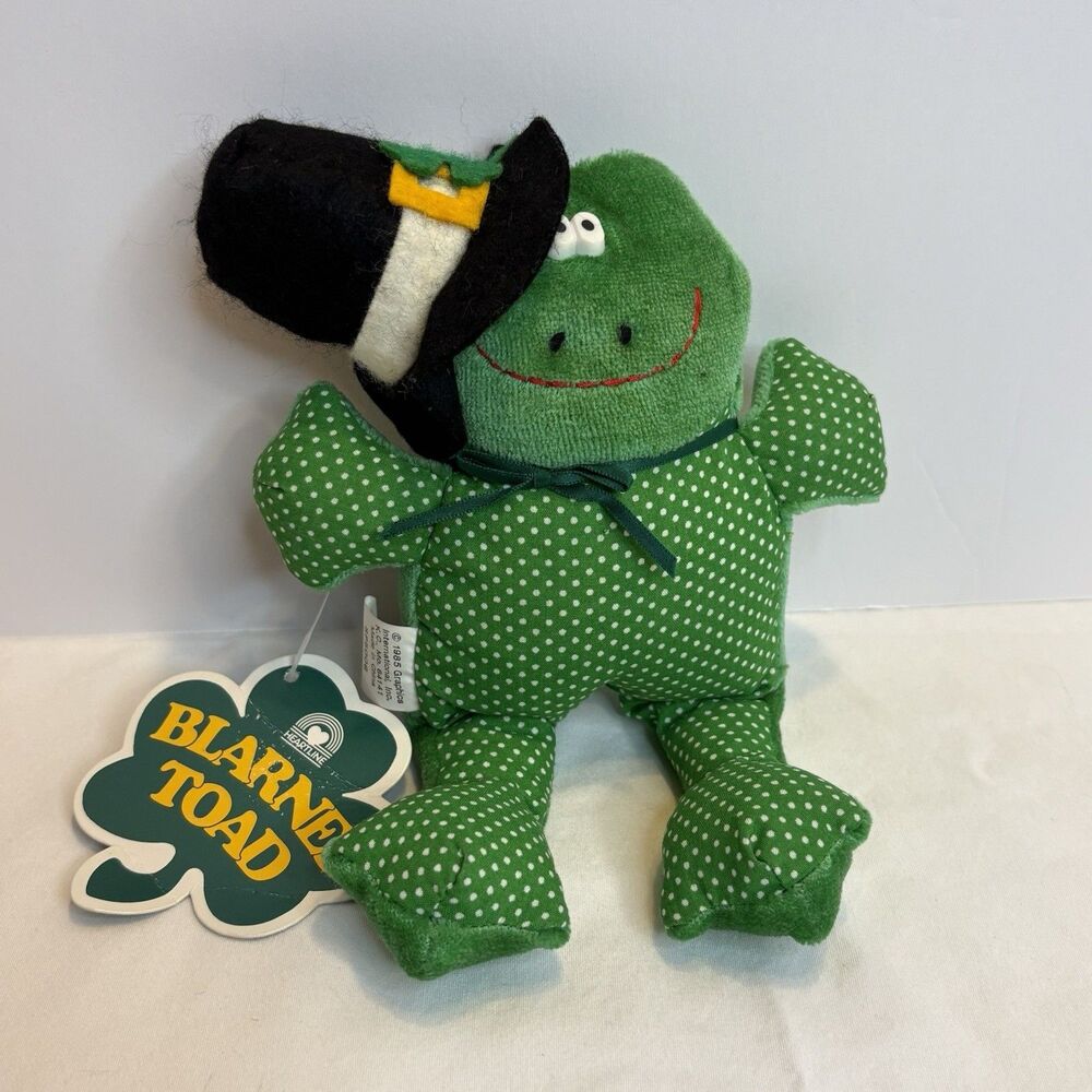 1985 Heartline St. Patricks plush Blarney Toad with tag